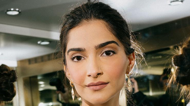 Sonam.Kapoor.1