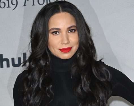 Jurnee Smollett in Workout Gear Strength Trains in New Video