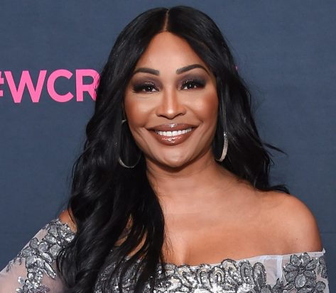 Cynthia Bailey in Workout Gear Says "More Dancing In 2024!"