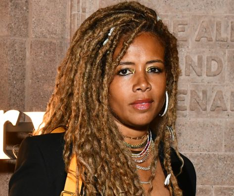 Kelis is "Gorgeous and Glowing" in New Zanzibar Beach Video