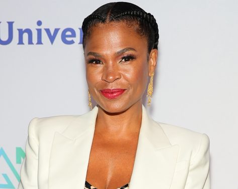 Nia Long Looks Half Her Age as a "Sun Chaser" in New Photos