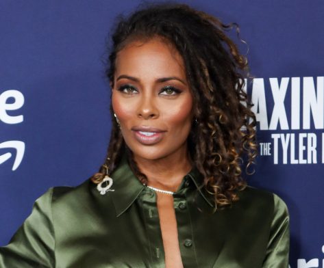 Eva Marcille, Slimmed Down in Cheetah-Print Swimsuit, Says "Life is Good"