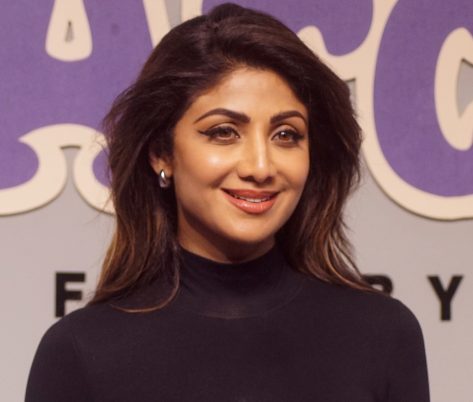 Shilpa Shetty In Workout Gear Dances At the Gym: "Stay Motivated!"