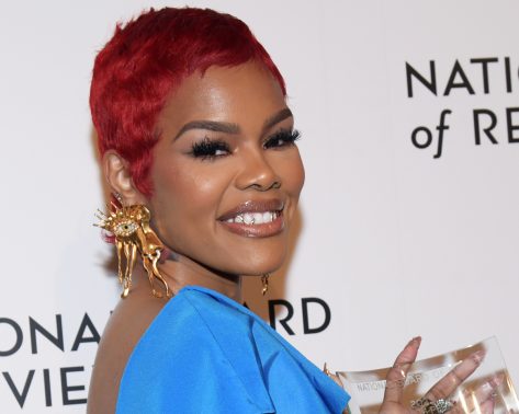 Teyana Taylor in Two-Piece Workout Gear Shares Single-Leg Squat Workout