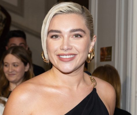 Florence Pugh Shows Off Flat Tummy in Mirror Selfie Video