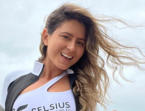 Anastasia Ashley In Workout Gear Is "Getting Ready For Snowboarding"