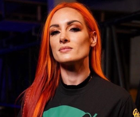 Becky Lynch in "The Man" Workout Gear Shares Sweet Picture With Seth Rollins