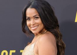 Tracey Edmonds In Workout Gear Says "Love, Peace, and Happiness"