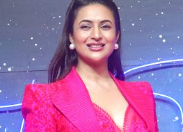 Divyanka Tripathi in Workout Gear Says "Core Needs to be Held Tight"