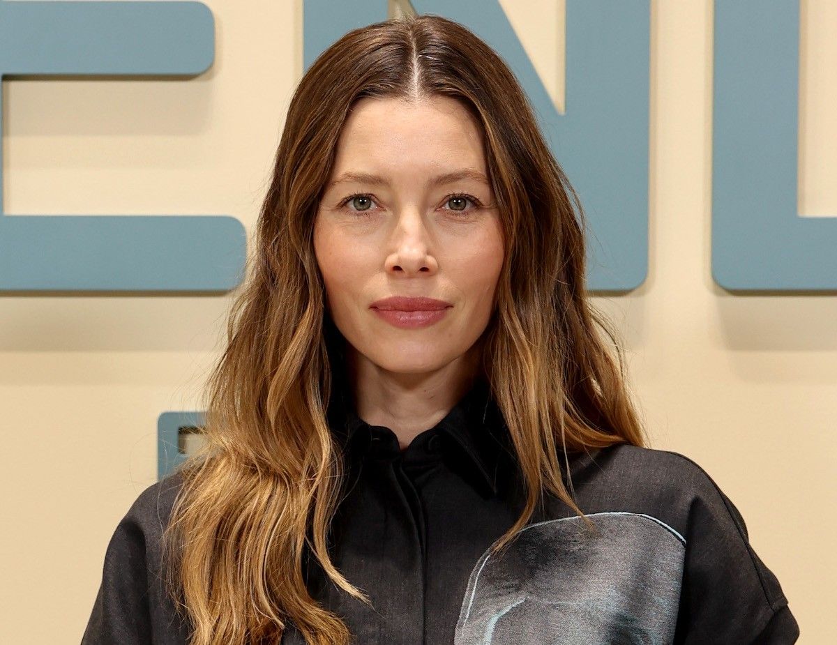 Jessica Biel in Workout Gear Does 