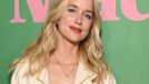 You Star Elizabeth Lail in Workout Gear is "Stunning"