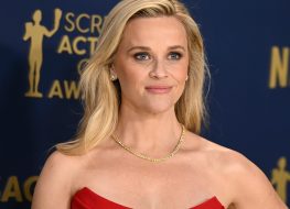 Reese Witherspoon in Workout Gear Says "Thank You for the Cuddles"
