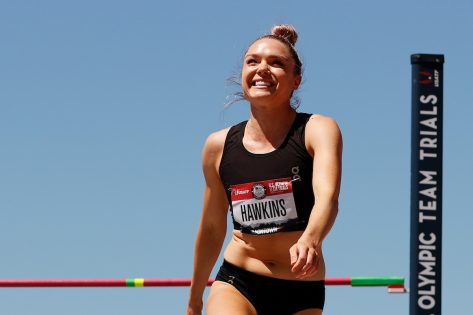 Elite Heptathlete Chari Hawkins In Workout Gear Explains Hurdle Heights