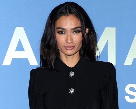 Kelly Gale in Two-Piece Workout Gear Models Her White Top