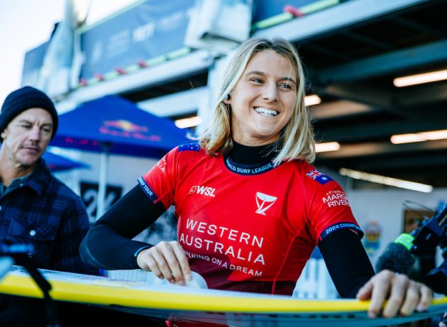 Pro Surfer Molly Picklum In Two-Piece Workout Gear Gets "Warm Welcome" In Tahiti