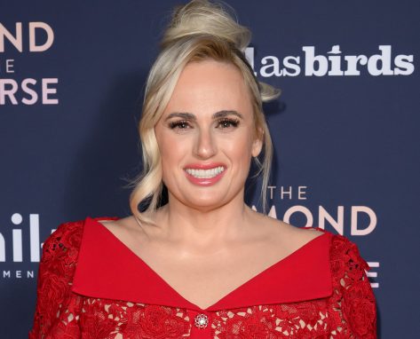 Rebel Wilson in Workout Gear Does Exercise That Helped Her Lose 100 Pounds