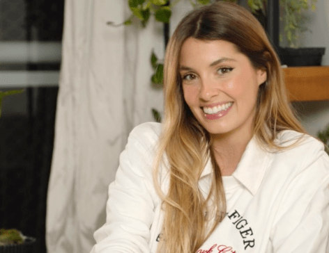 Paola Antonini in Two-Piece Workout Gear Plays Tennis With "Full Focus"