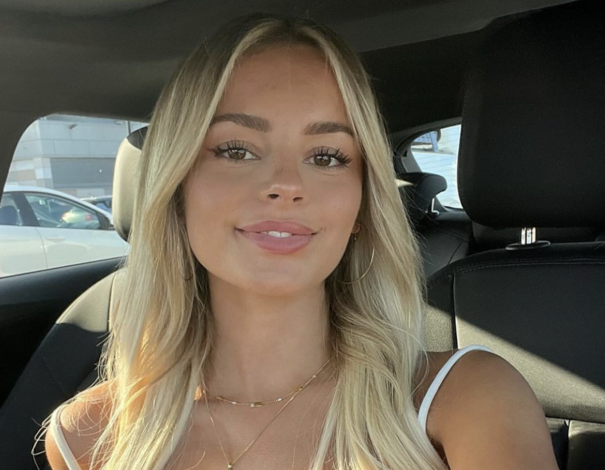 Bronte Sheppeard in Two-Piece Workout Gear Has the "Baddest Bod"