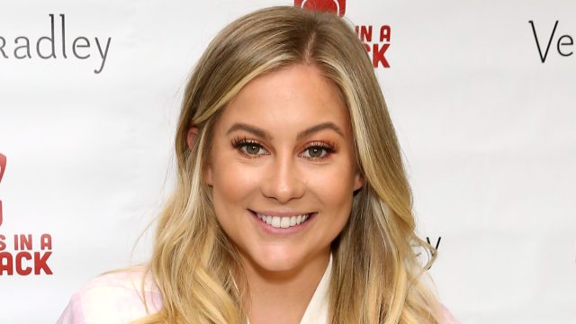 Vera Bradley Partners With Blessings In A Backpack To Kick Off Back To School Philanthropy Tour With Shawn Johnson