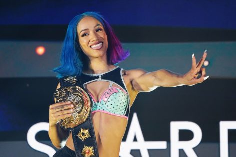 AEW's Mercedes Mone in Two-Piece Workout Gear is "Training in NYC"