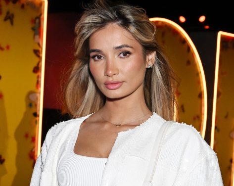 Pia Mia in Two-Piece Workout Gear is "So Beautiful"