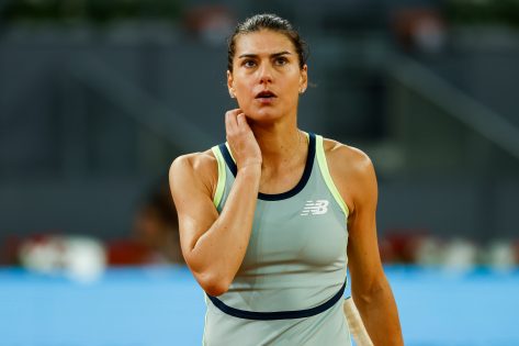 Sorana Cirstea in Two-Piece Workout Gear Says "We Keep Working"