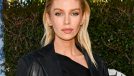 Stella Maxwell in Two-Piece Workout Gear Says "Angel Falls"