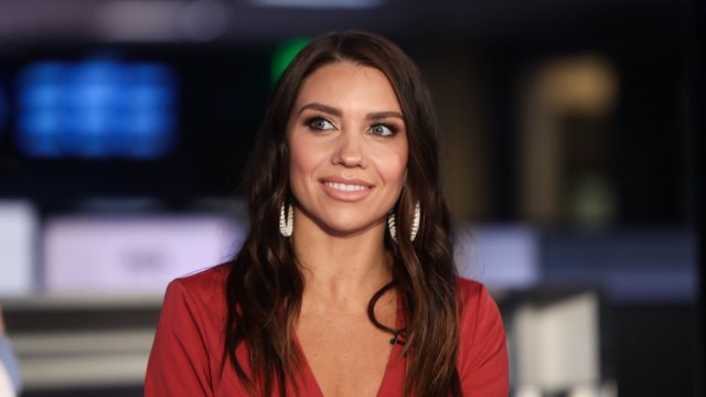 BURBANK, CALIFORNIA - NOVEMBER 12: Dancer / TV Personality Jenna Johnson visits "Extra" at Burbank Studios on November 12, 2019 in Burbank, California. (Photo by Paul Archuleta/Getty Images)