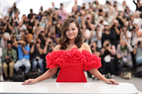 CANNES, FRANCE - MAY 19: Selena Gomez attends the "Emilia Perez" Photocall at the 77th annual Cannes Film Festival at Palais des Festivals on May 19, 2024 in Cannes, France. (Photo by Neilson Barnard/Getty Images)