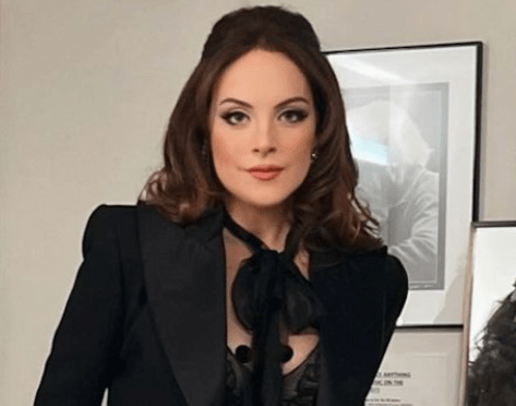 Elizabeth Gillies Amazes in Workout Gear, Saying "My Body is Thanking Me"