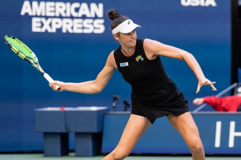 Jennifer Brady in Two-Piece Workout Gear Says "Anotha day, anotha dolla…"