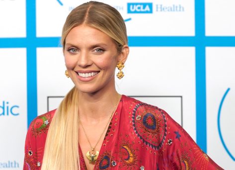 7 Fitness Secrets from AnnaLynne McCord on How She Got This Amazing Beach Body