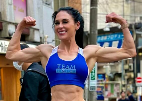 Bodybuilder Alina Popa in Two-Piece Workout Gear is "Elevating the Game"