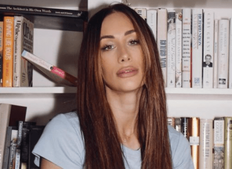 WWE’s Carmella in Two-Piece Workout Gear is “Making Memories”