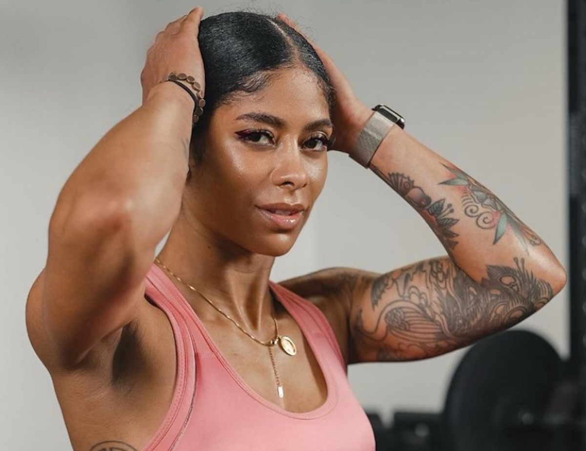 Fitness Star Massy Arias in Two-Piece Workout Gear Says “Train Legs With Me”