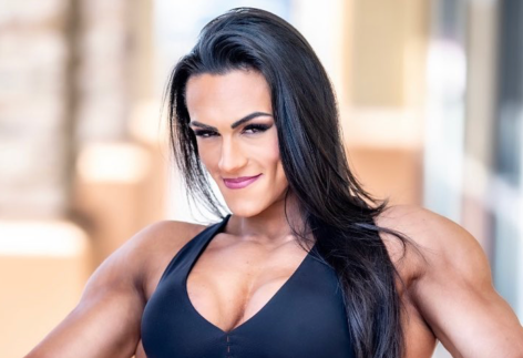 Bodybuilder Natalia Coelho in Two-Piece Workout Gear is "Strong and Stylish"