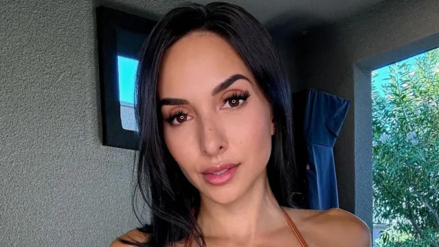 Vanessa Serros