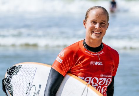 Surfing Stunner Isabella Nichols in Two-Piece Workout Gear Enjoys “Big Rocks and Bum Slides!”