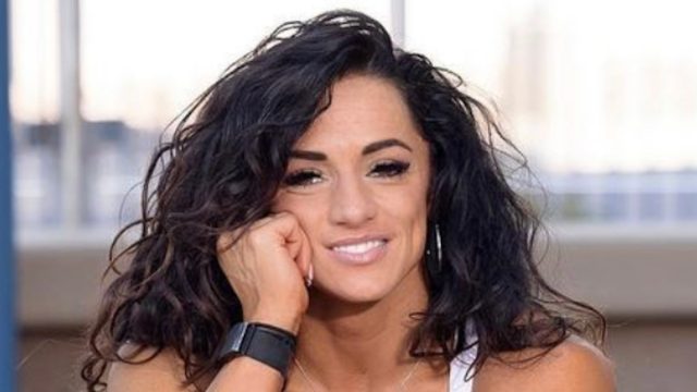 Bodybuilder Heather Dees in Two-Piece Workout Gear Shares