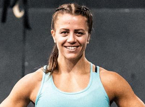 CrossFit Athlete Kristin Holte in Two-Piece Workout Gear Shares “Core Burner”