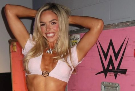Wrestler Maxxine Dupri in Two-Piece Workout Gear is the “Perfect Woman”