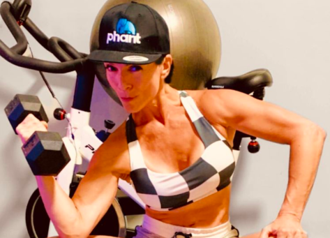 Bodybuilding Icon Sharon Bruneau in Two-Piece Workout Gear Shares "Monday Motivation"