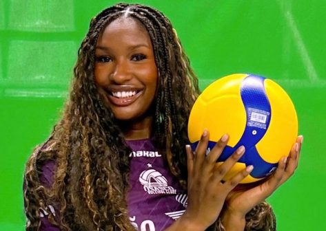 Volleyball Star Brionne Butler in Two-Piece Workout Gear is a "Queen"