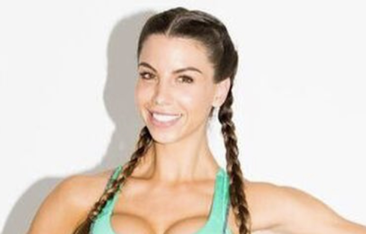 Fitness Influencer Brittany Perille in Two-Piece Workout Gear Shares “Abs Workout”