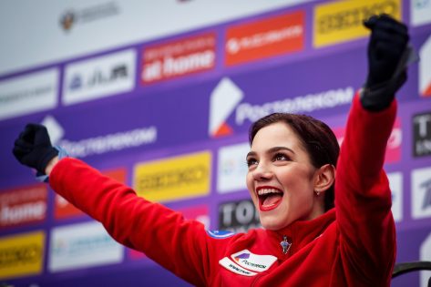 Figure Skater Evgenia Medvedeva in Two-Piece Workout Gear Gets "Active"