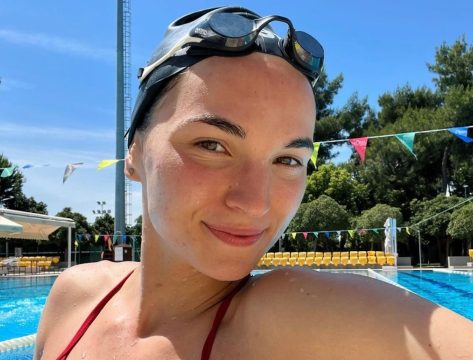 Freestyle Swimmer Kornelia Fiedkiewicz in Two-Piece Workout Gear Says "Here I Am"