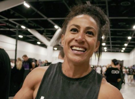 CrossFit Athlete Alethea Boon in Two-Piece Workout Gear Shares "30-Day Challenge"