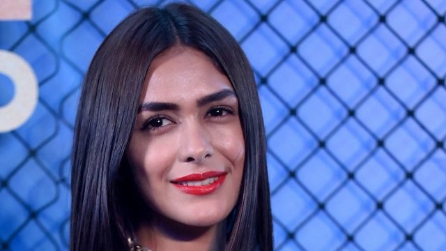 Mrunal Thakur In Pink Workout Gear Goes Hiking In the Himalayas