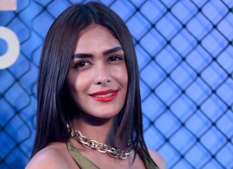 Mrunal Thakur In Pink Workout Gear Goes Hiking In the Himalayas