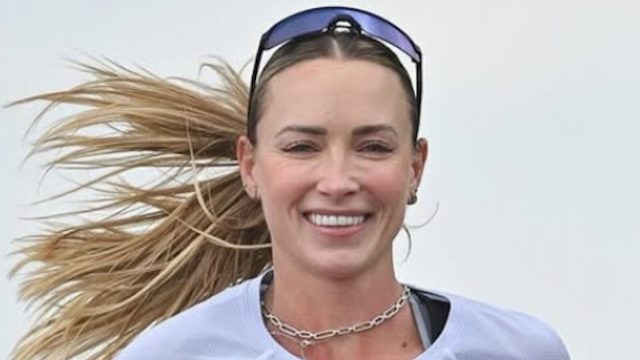 World Record-Holding Stunner Sophie Grace Holmes in Two-Piece Workout Gear Shares "Gym Session This Morning"